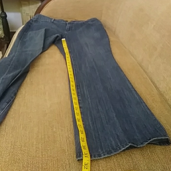 Seven7 Jeans - Picture 4 of 8